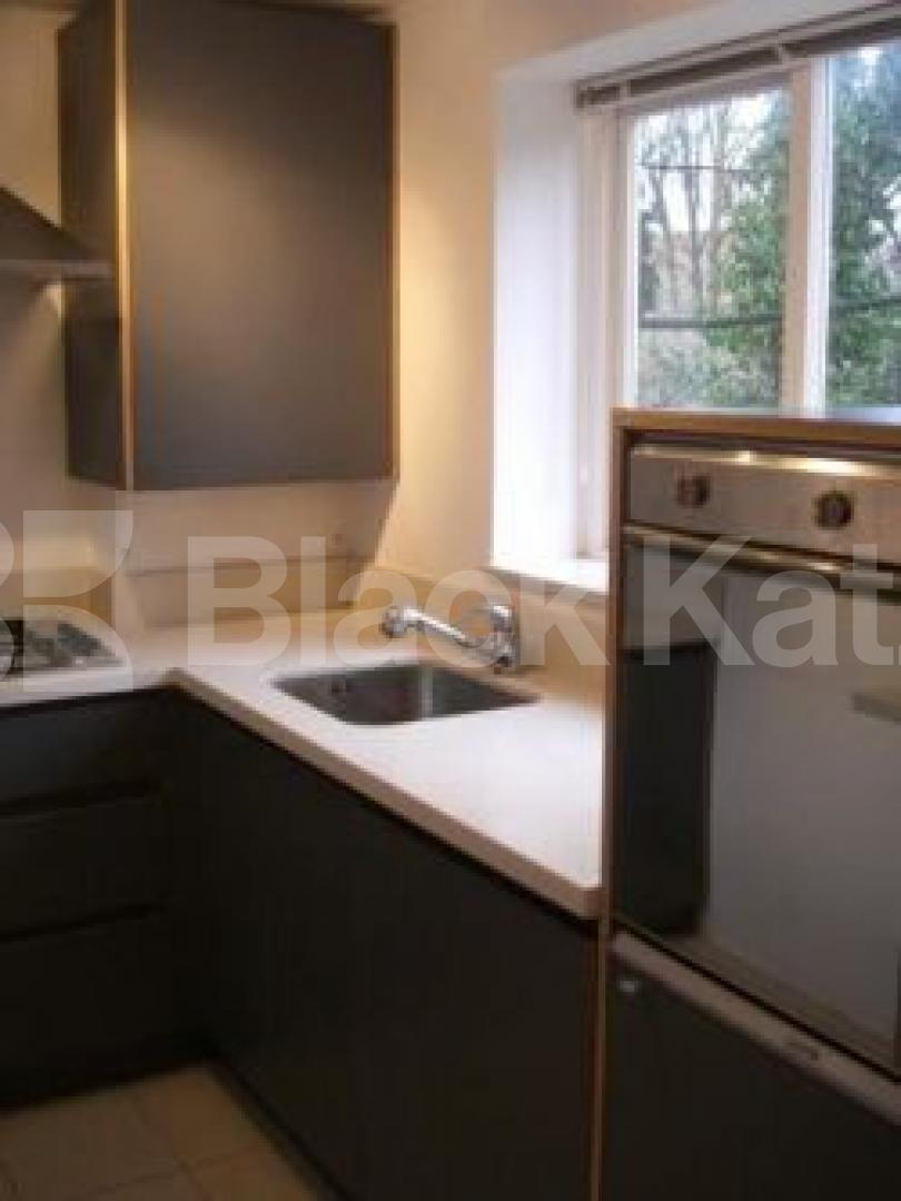 			NEW INSTRUCTION, 2 Bedroom, 1 bath, 1 reception Serviced Apartments			 Crescent Road, CROUCH END N8